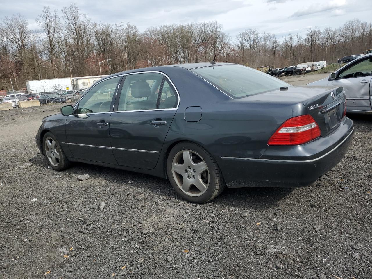 Photo 1 VIN: JTHBN36F255008522 - LEXUS LS 