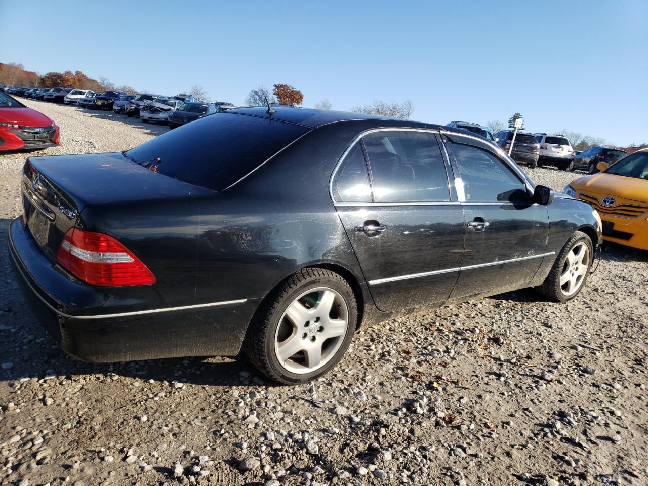 Photo 2 VIN: JTHBN36F265043529 - LEXUS LS 