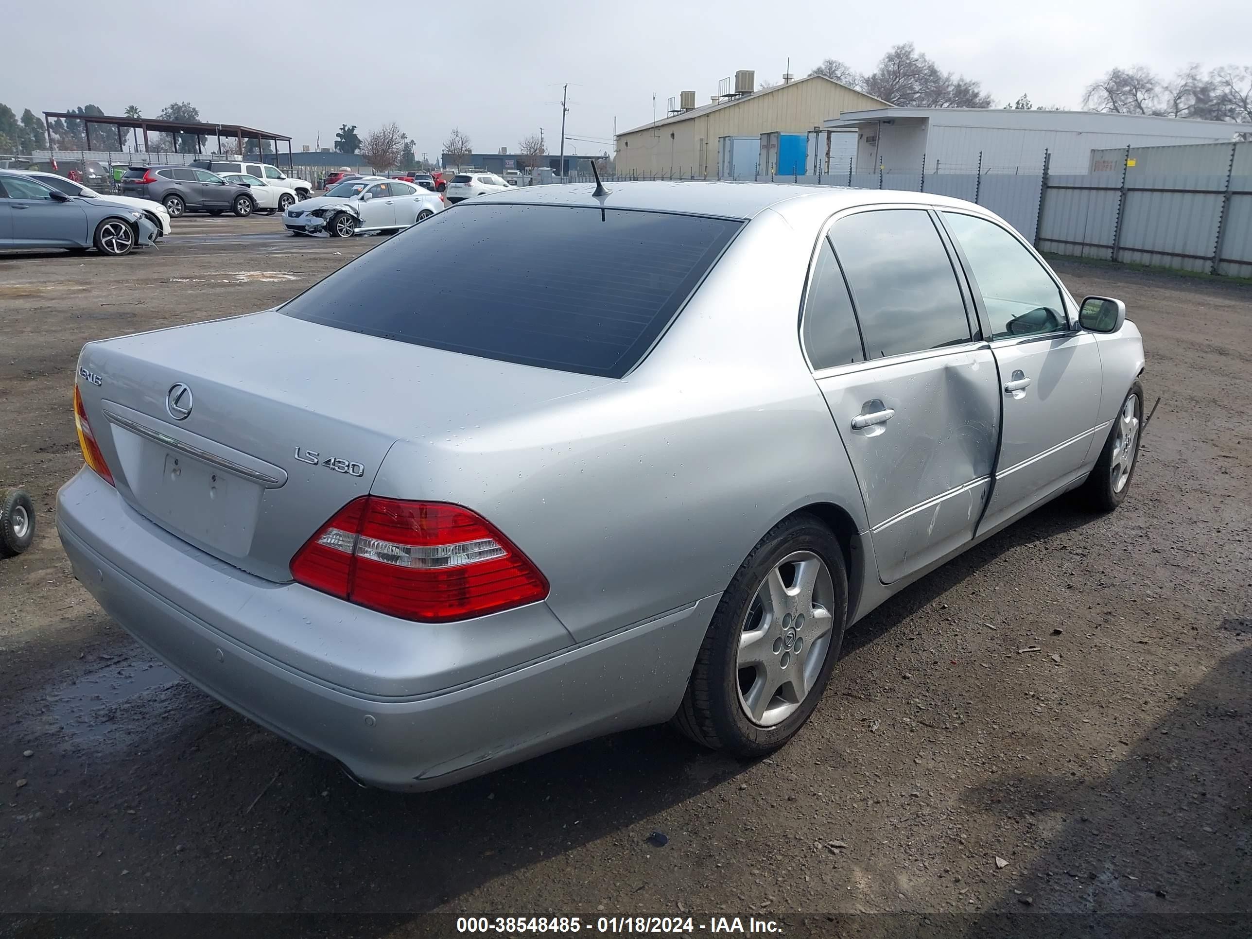 Photo 3 VIN: JTHBN36F340130639 - LEXUS LS 