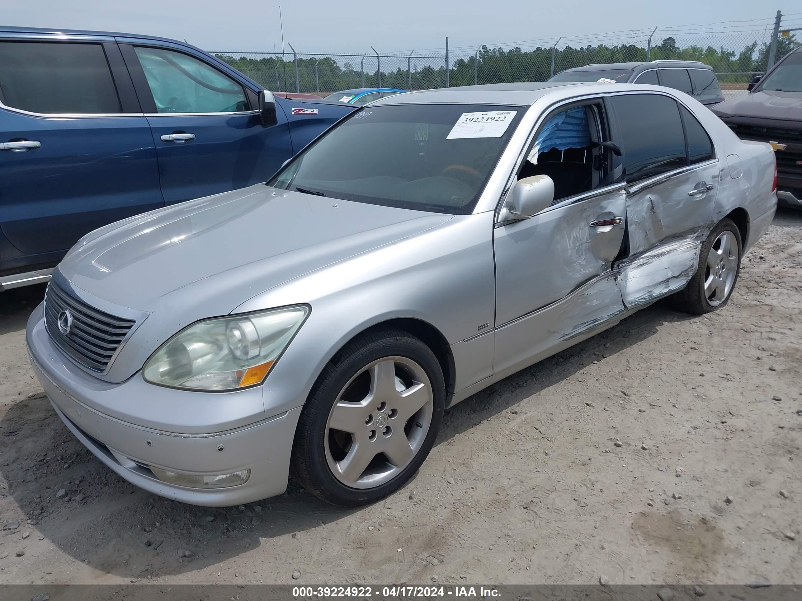 Photo 1 VIN: JTHBN36F340158067 - LEXUS LS 