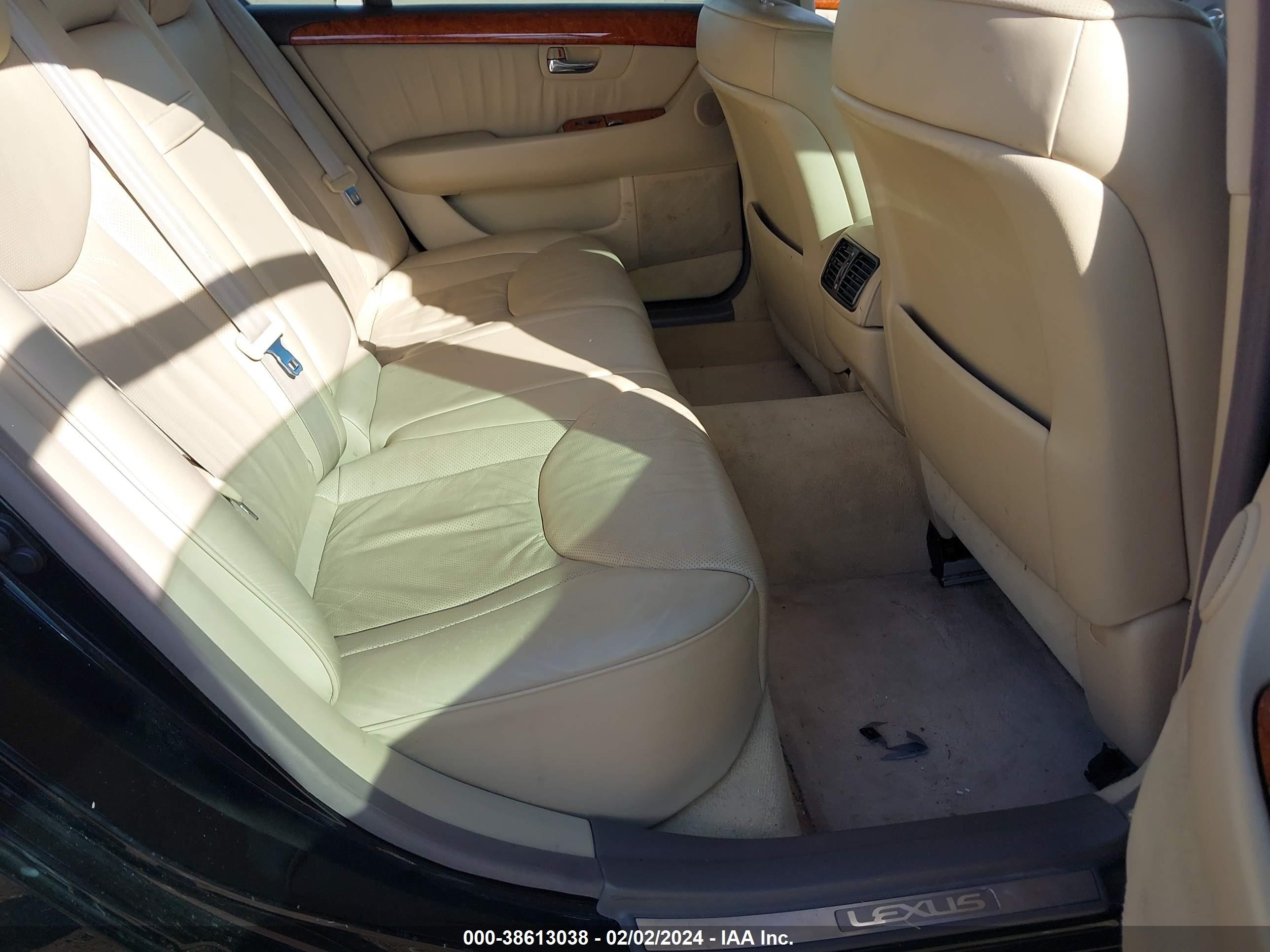 Photo 7 VIN: JTHBN36F340171692 - LEXUS LS 