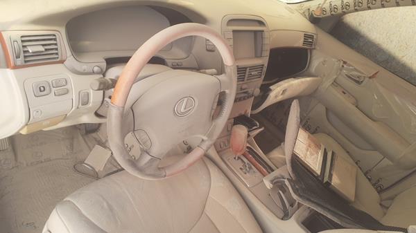 Photo 13 VIN: JTHBN36F540124910 - LEXUS LS 430 