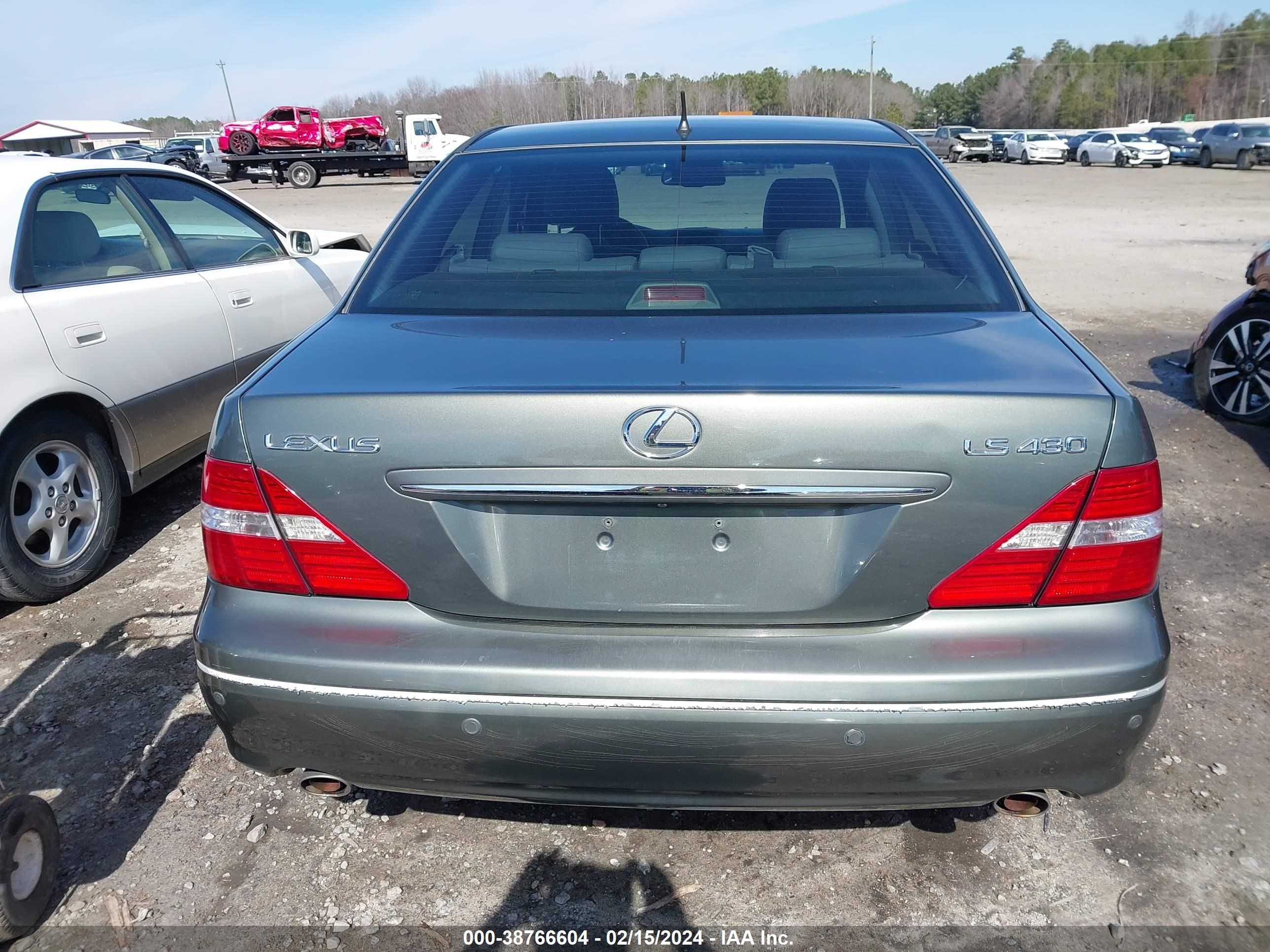 Photo 15 VIN: JTHBN36F540149869 - LEXUS LS 