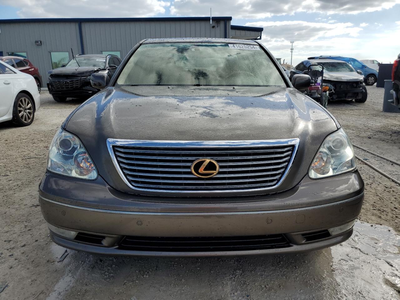 Photo 4 VIN: JTHBN36F565046683 - LEXUS LS 