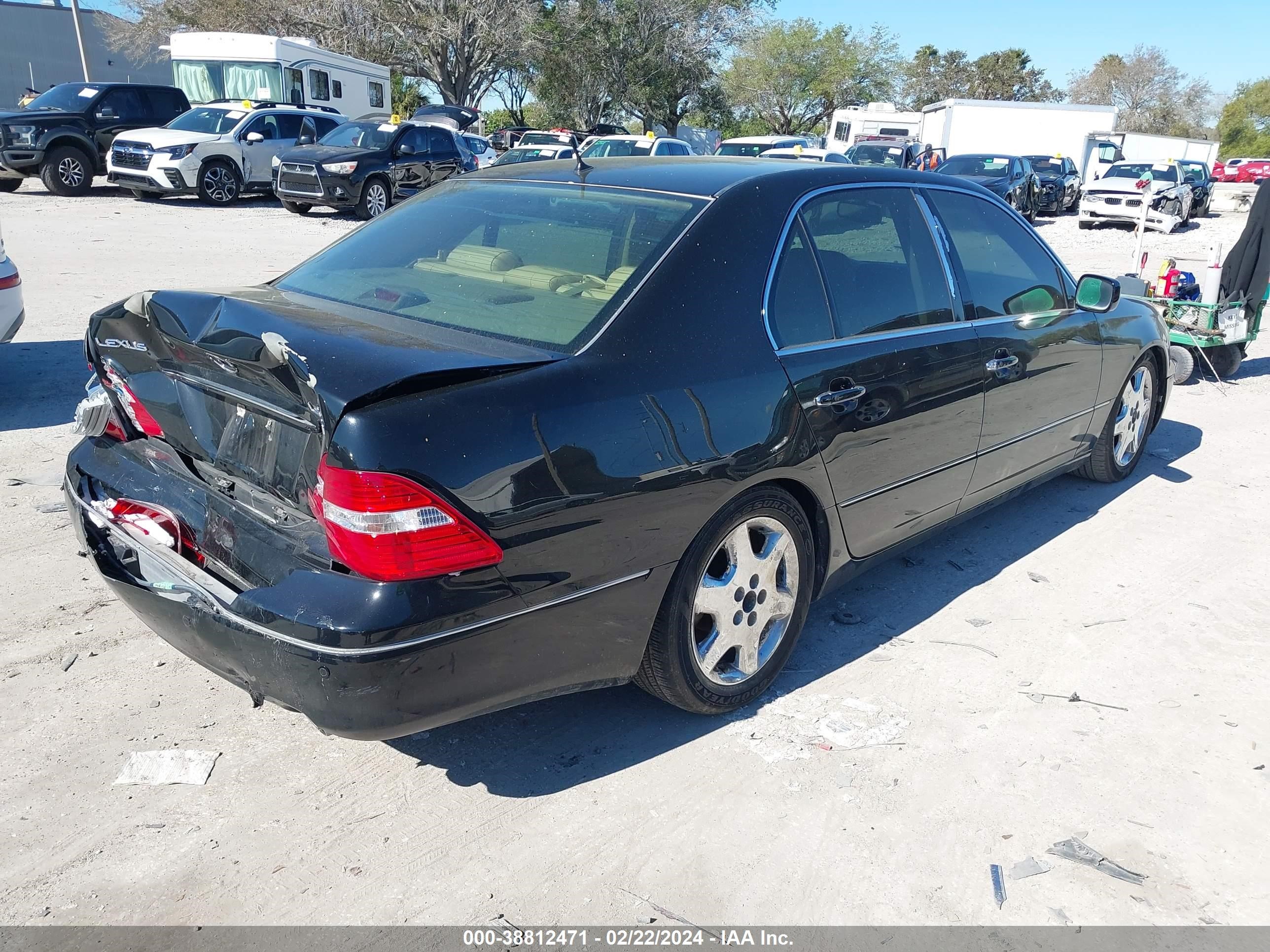 Photo 3 VIN: JTHBN36F565049681 - LEXUS LS 