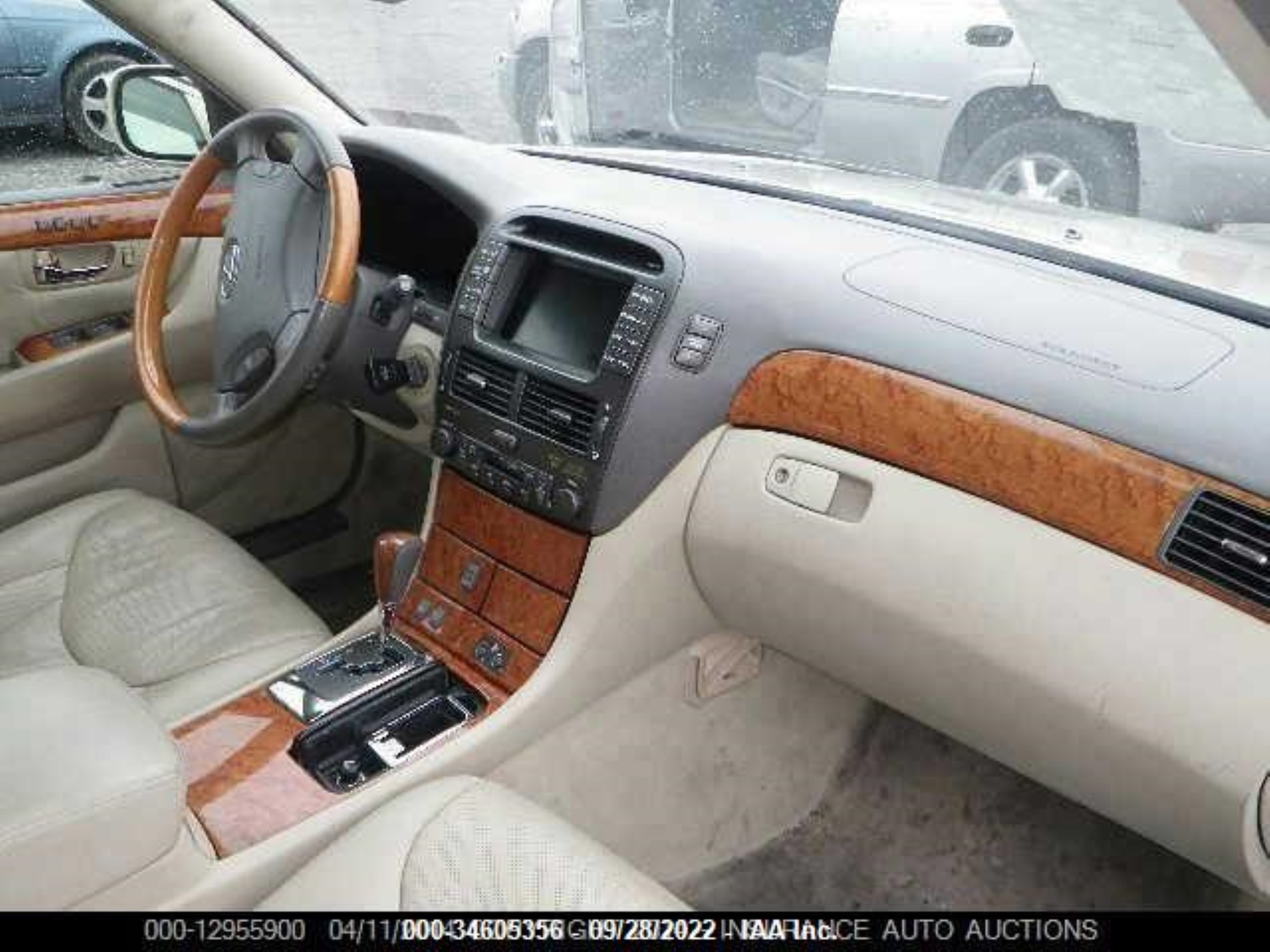 Photo 4 VIN: JTHBN36F665039287 - LEXUS LS 