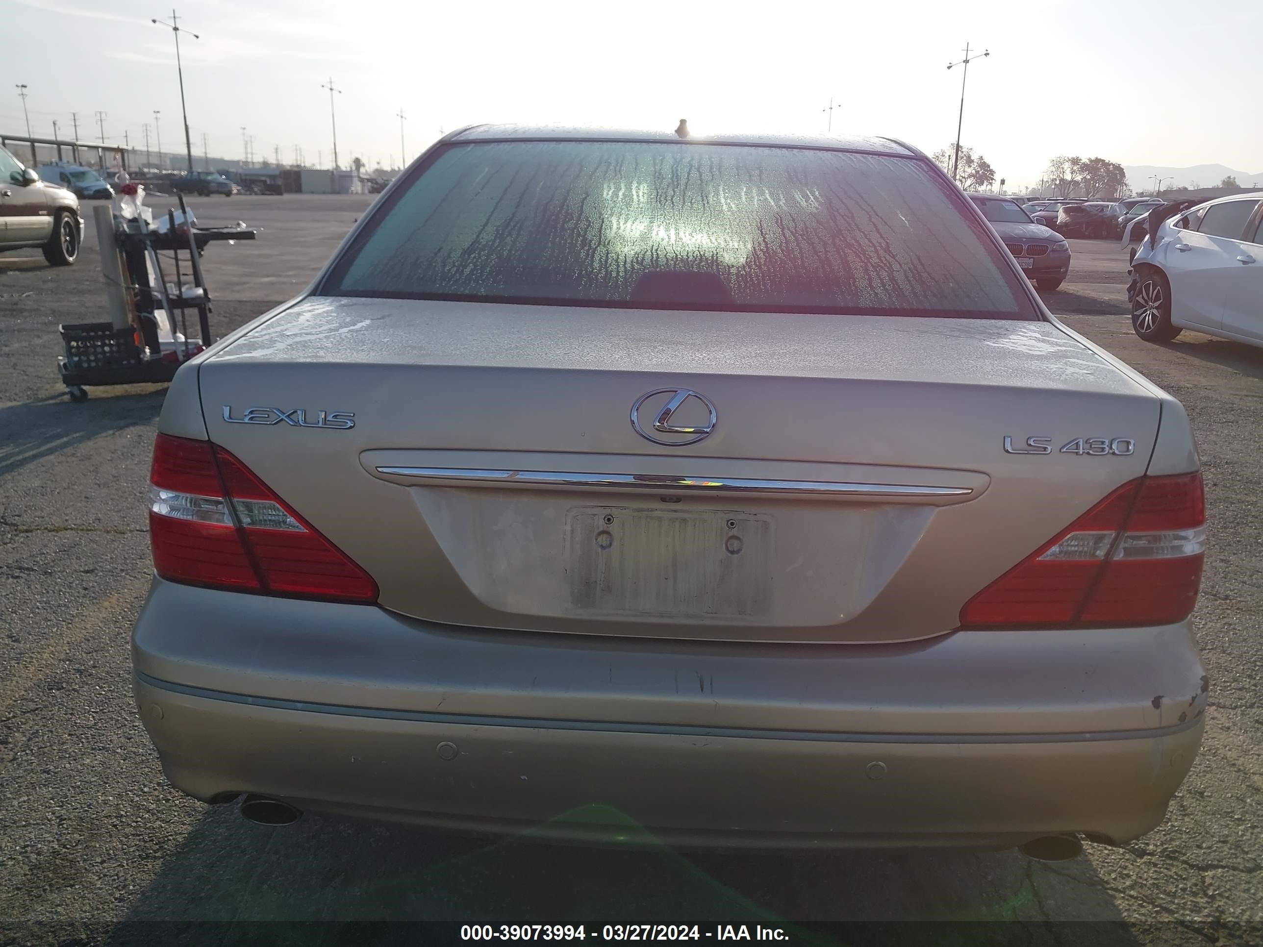 Photo 16 VIN: JTHBN36F740152157 - LEXUS LS 