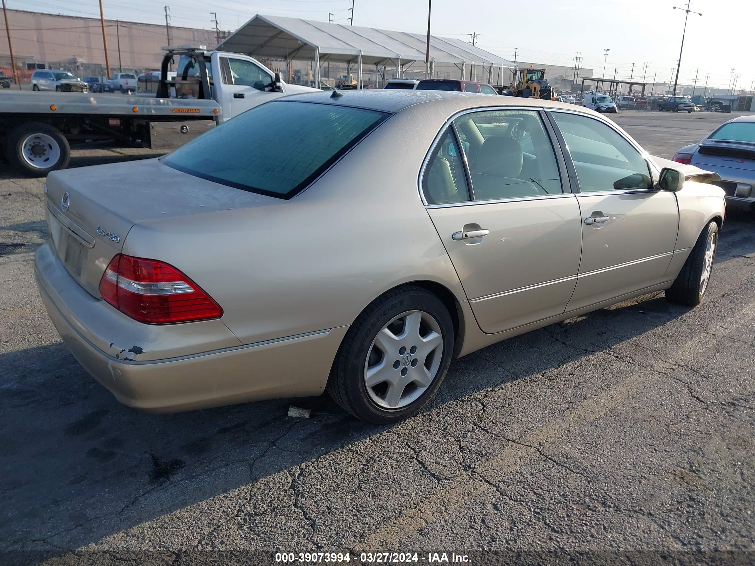 Photo 3 VIN: JTHBN36F740152157 - LEXUS LS 