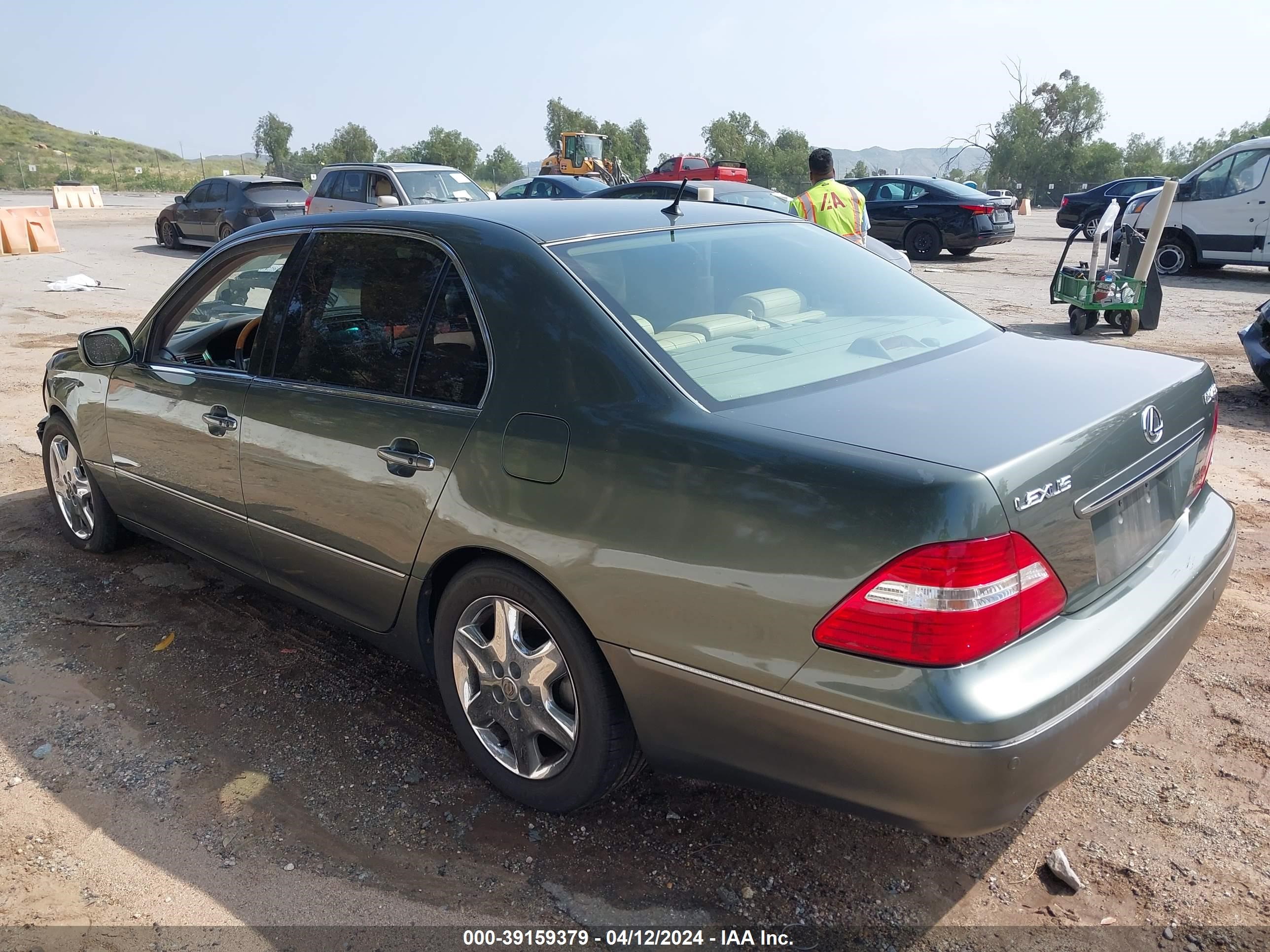 Photo 2 VIN: JTHBN36F750175245 - LEXUS LS 