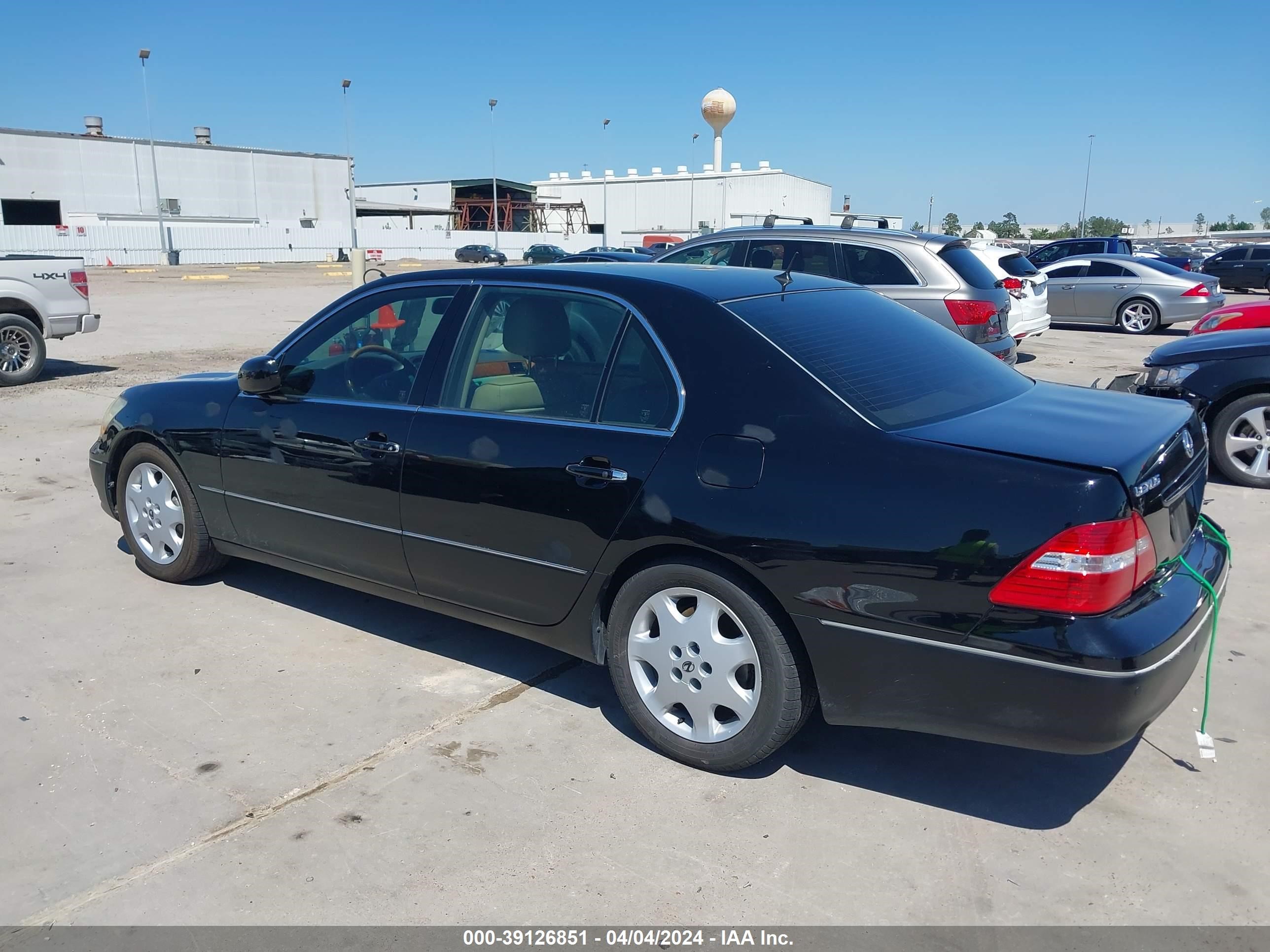 Photo 13 VIN: JTHBN36F750175827 - LEXUS LS 