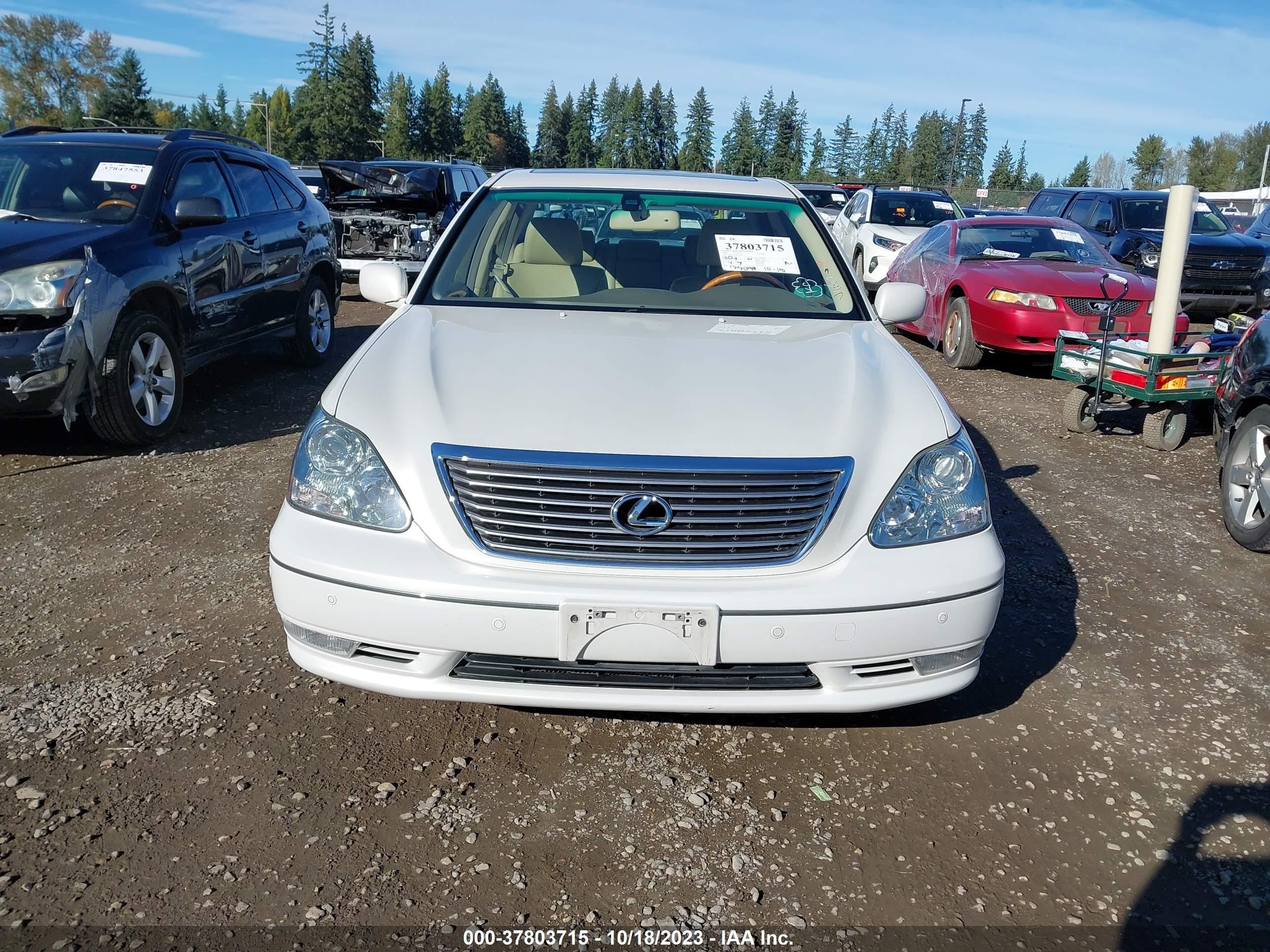 Photo 11 VIN: JTHBN36F840132855 - LEXUS LS 