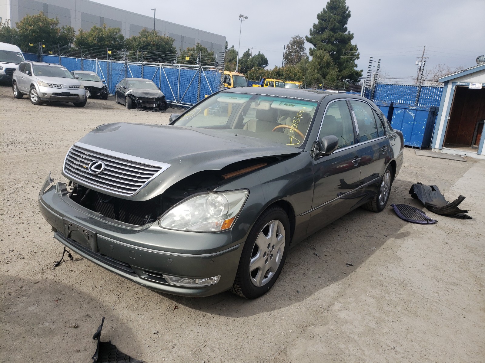 Photo 1 VIN: JTHBN36F840138252 - LEXUS LS 430 