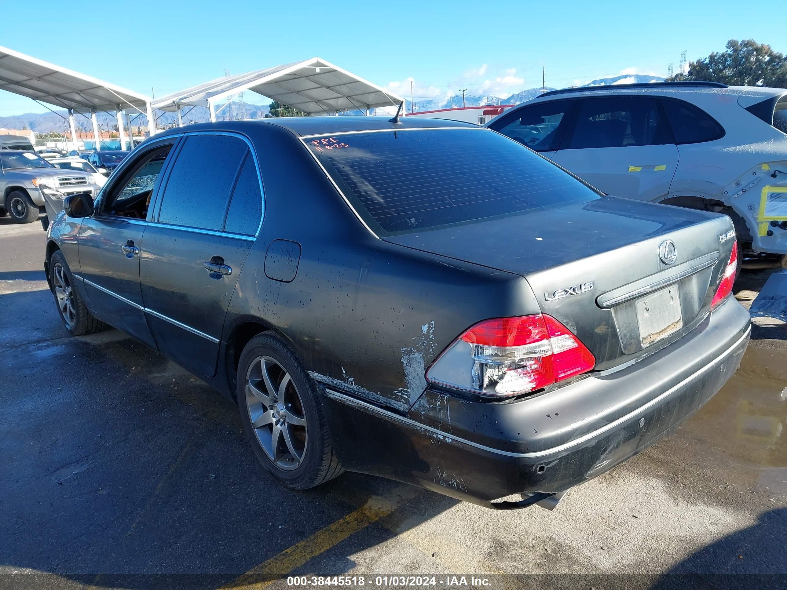 Photo 2 VIN: JTHBN36F840146478 - LEXUS LS 