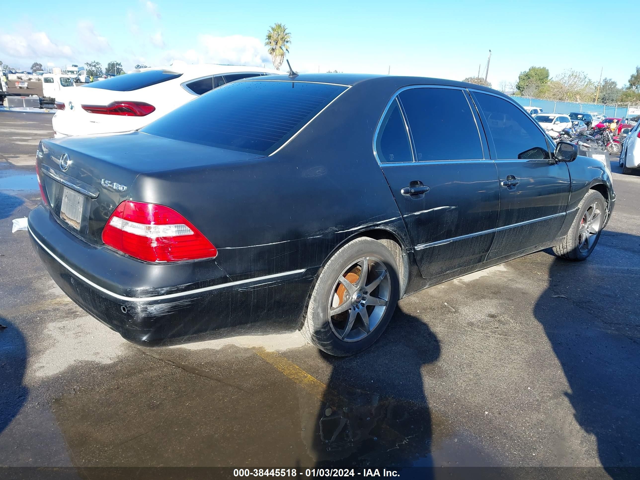 Photo 3 VIN: JTHBN36F840146478 - LEXUS LS 