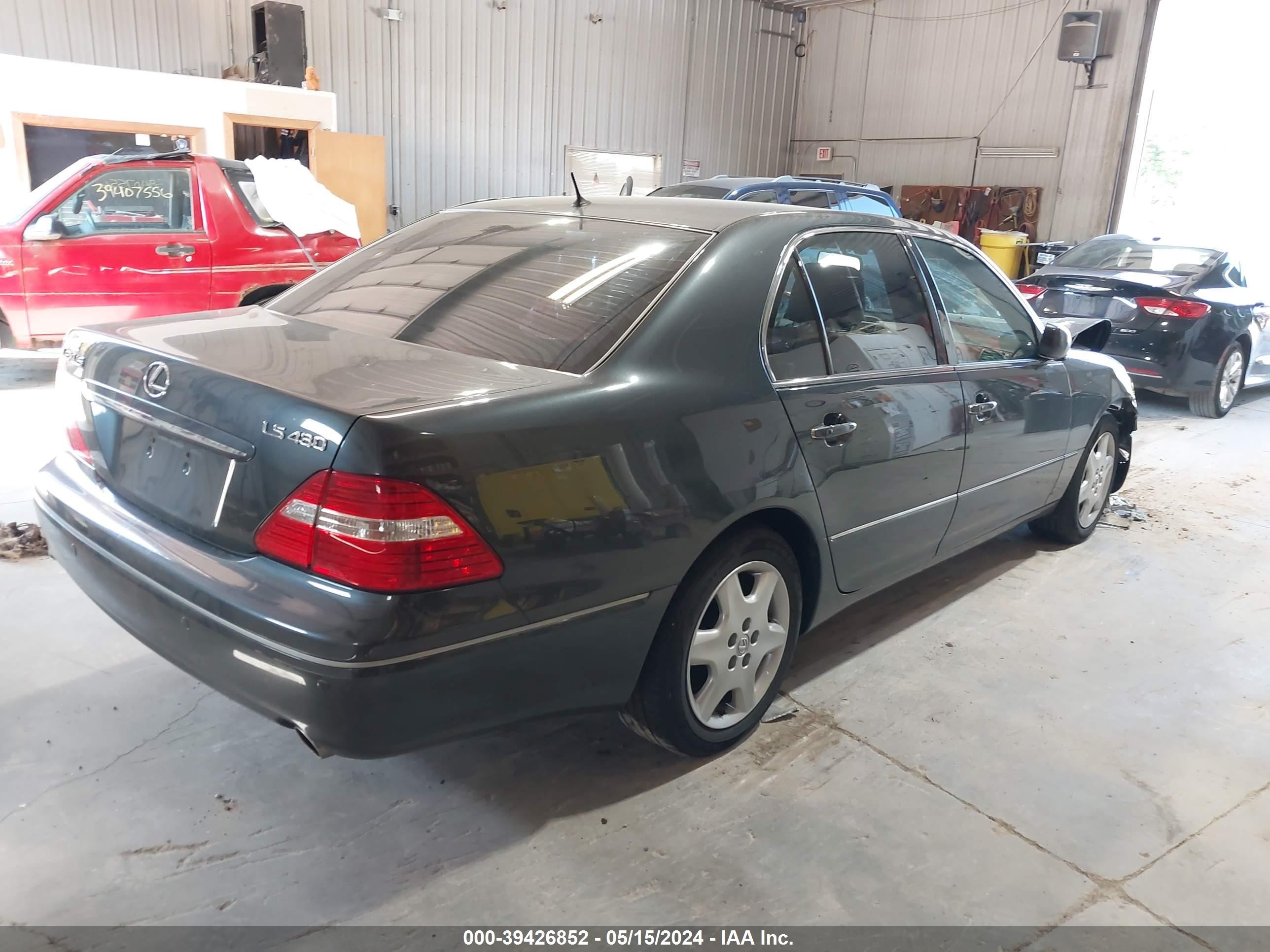 Photo 3 VIN: JTHBN36F840164821 - LEXUS LS 