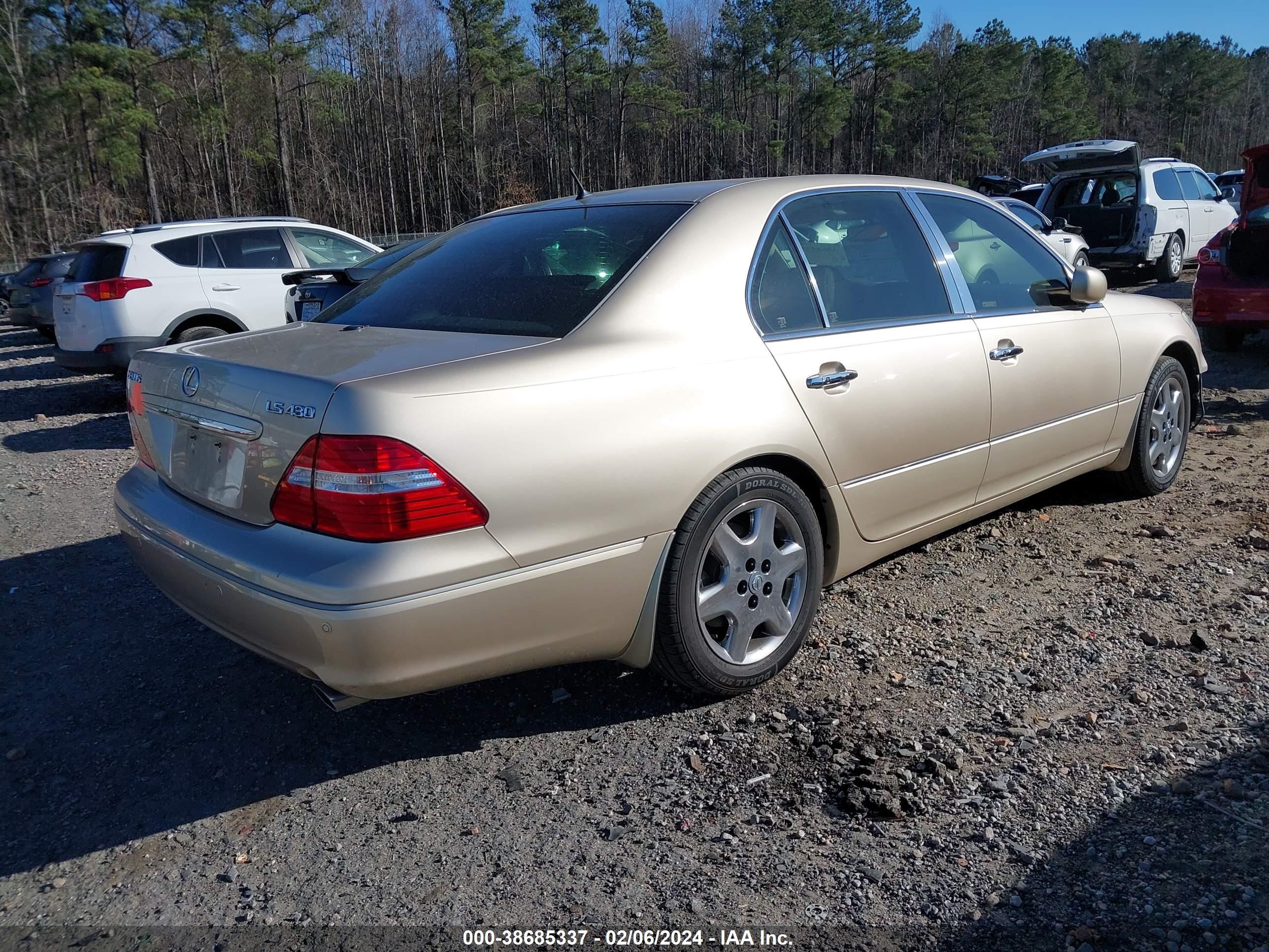 Photo 3 VIN: JTHBN36F865038853 - LEXUS LS 