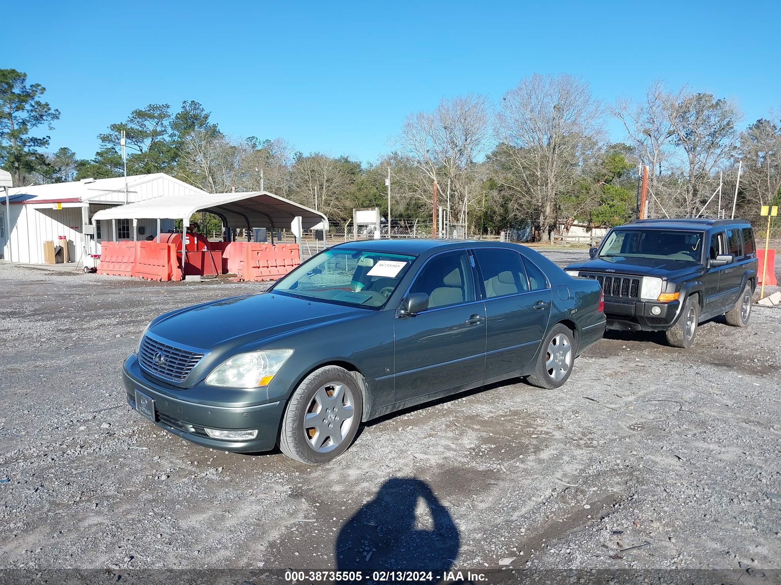 Photo 1 VIN: JTHBN36F940138549 - LEXUS LS 