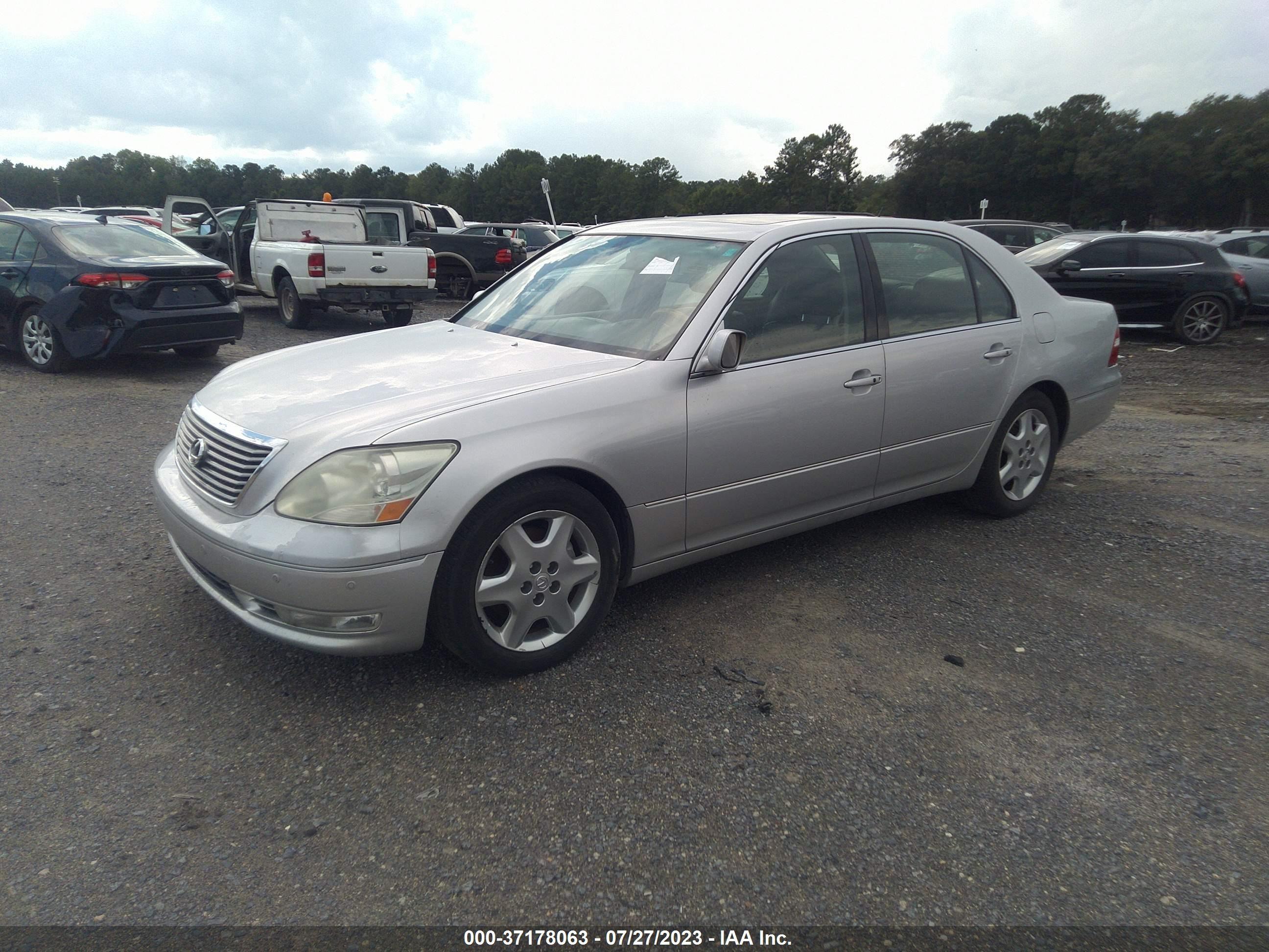 Photo 2 VIN: JTHBN36F940150023 - LEXUS LS 