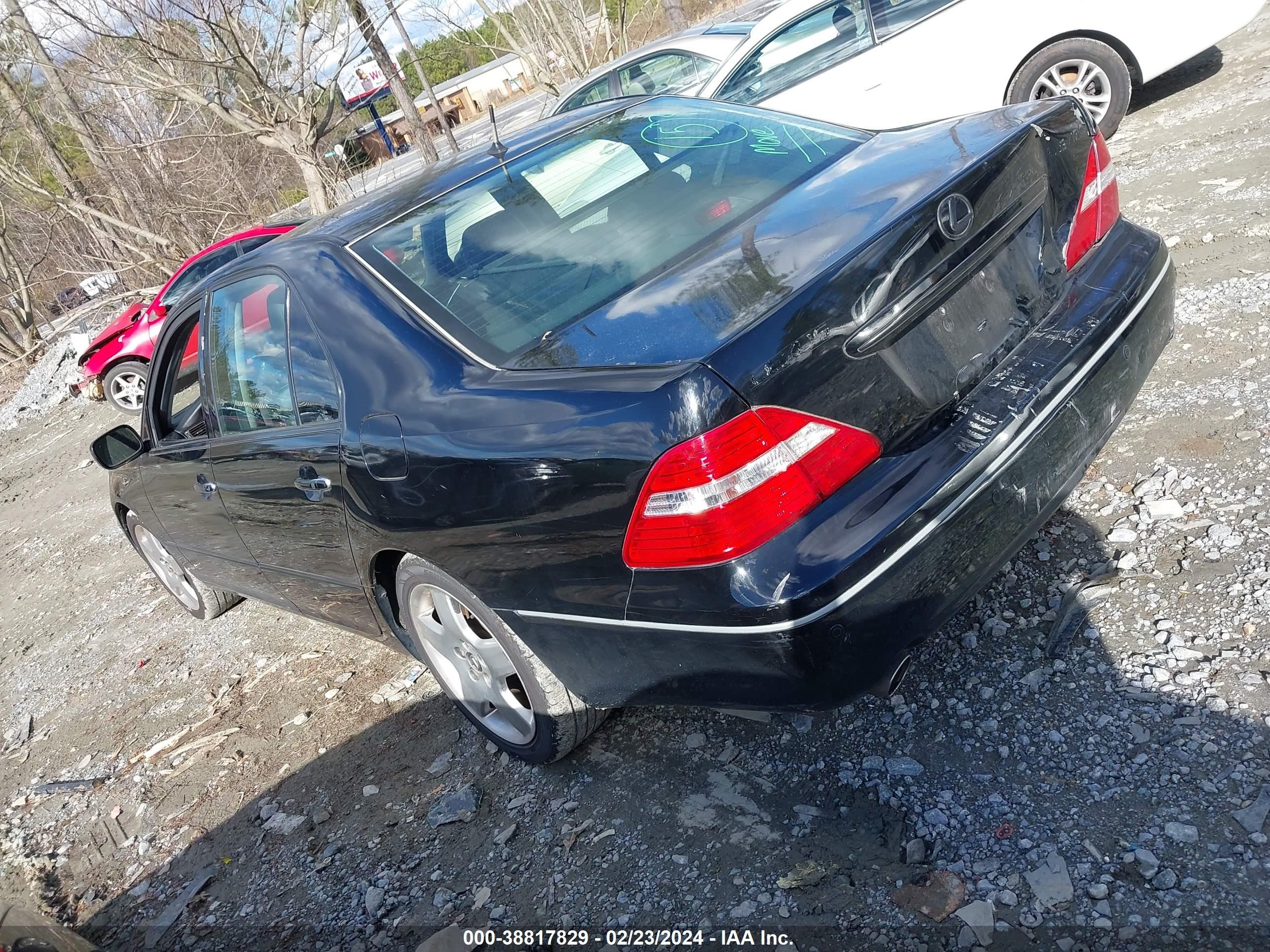 Photo 2 VIN: JTHBN36F965043365 - LEXUS LS 