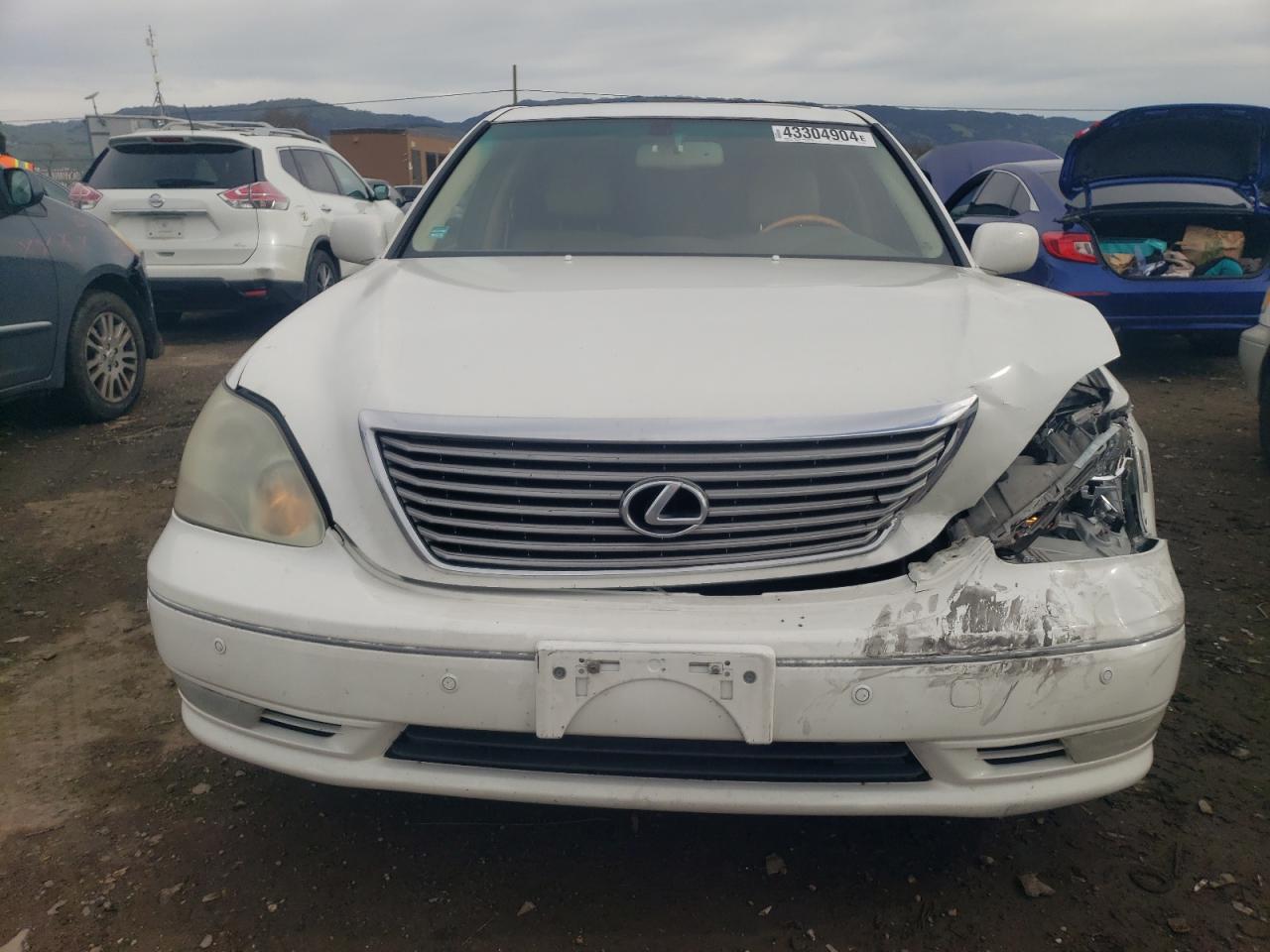 Photo 4 VIN: JTHBN36FX40145218 - LEXUS LS 