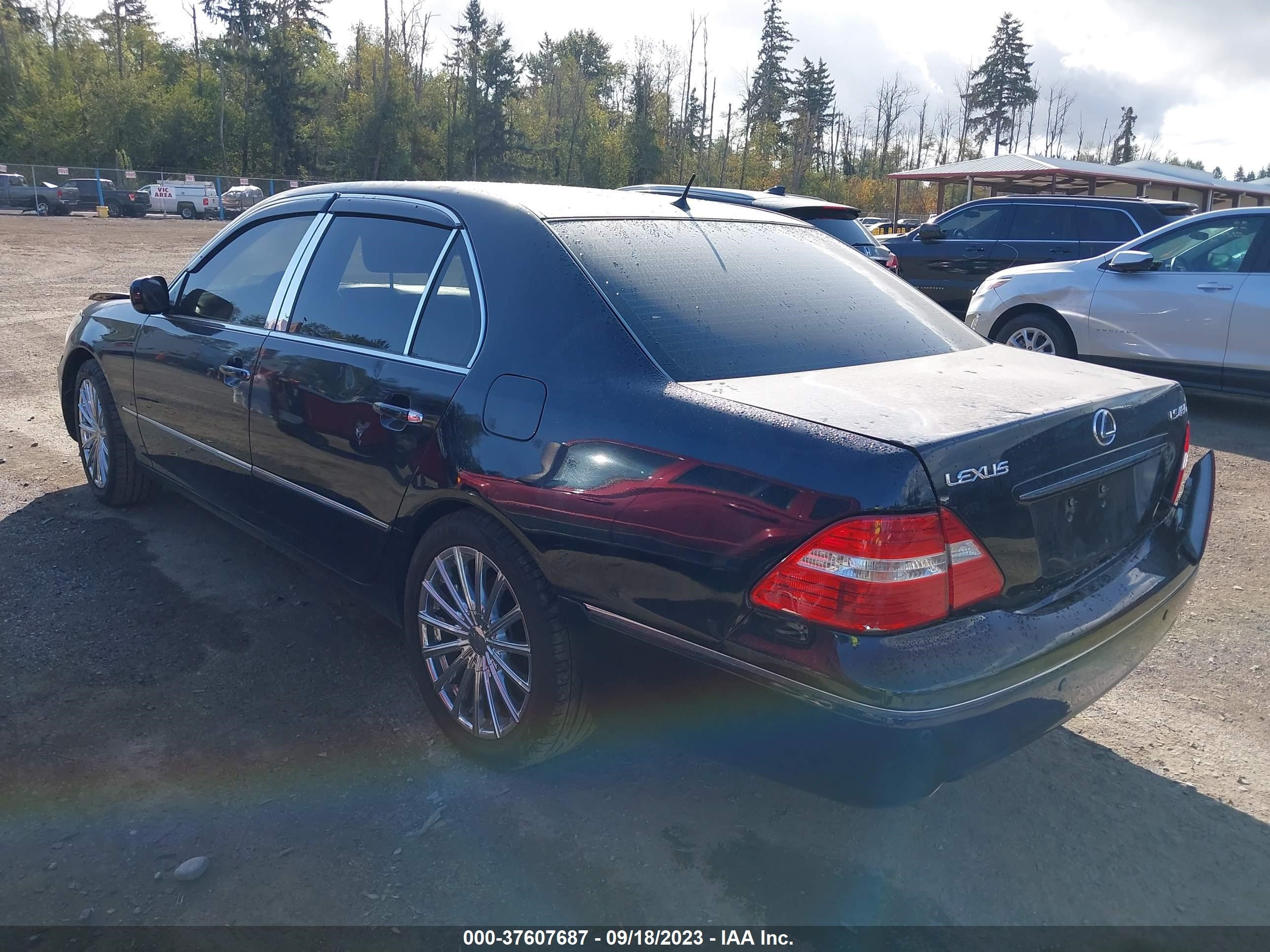 Photo 2 VIN: JTHBN36FX65031337 - LEXUS LS 