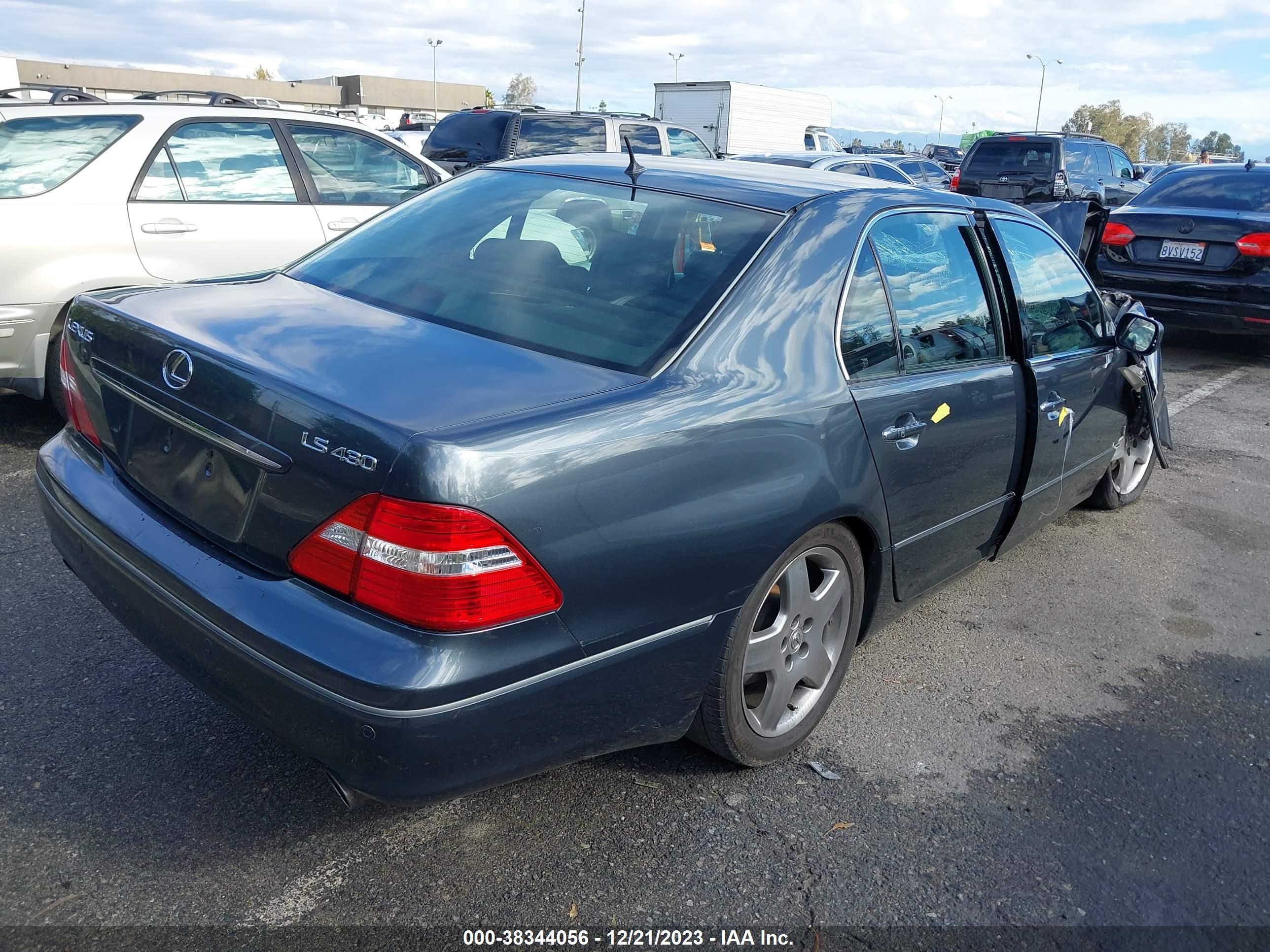 Photo 3 VIN: JTHBN36FX65035081 - LEXUS LS 