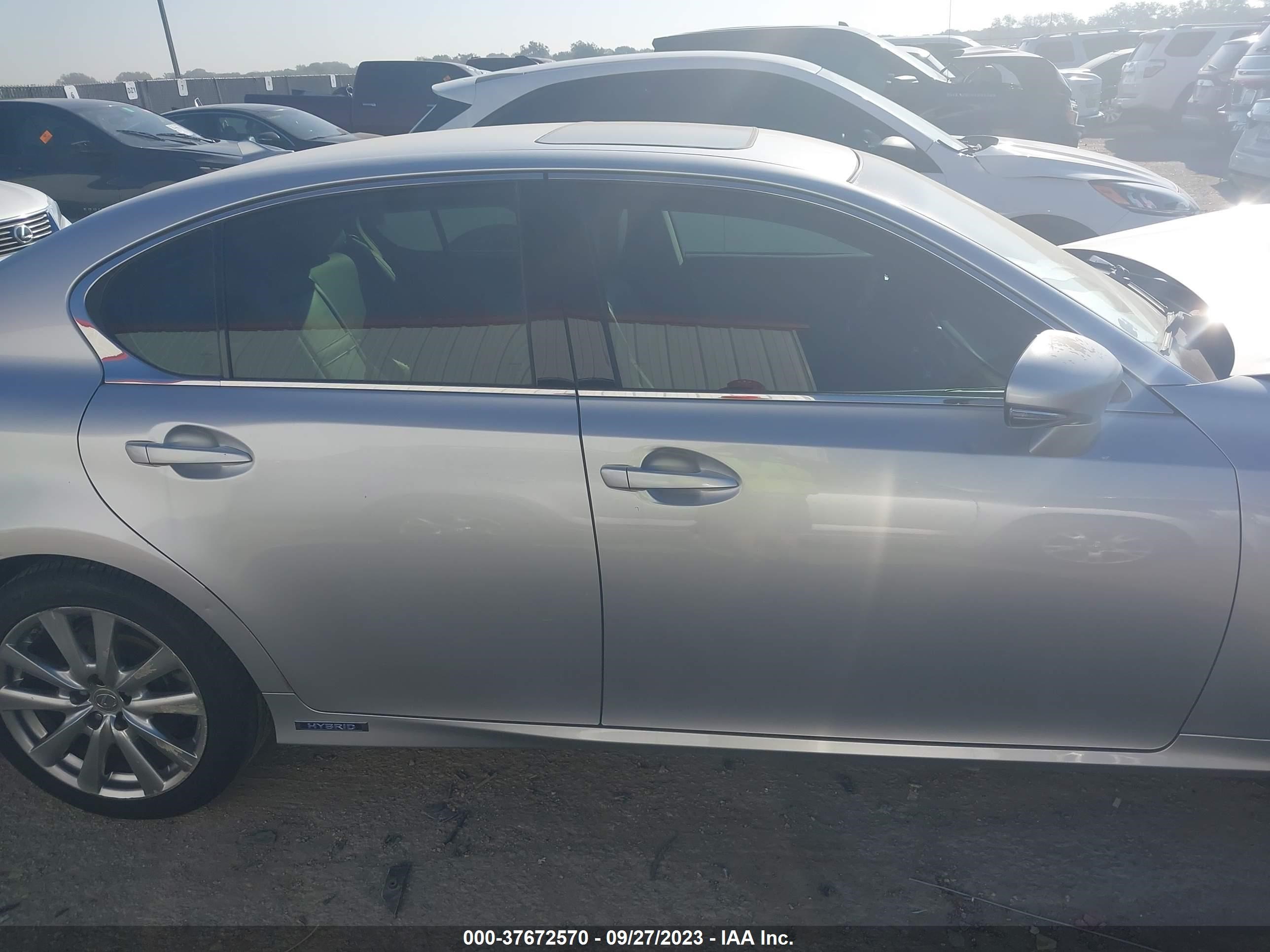 Photo 12 VIN: JTHBS1BL6D5006179 - LEXUS GS 