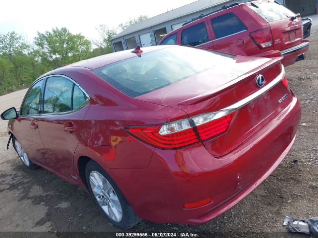 Photo 2 VIN: JTHBW1GG0D2016899 - LEXUS ES 300H 