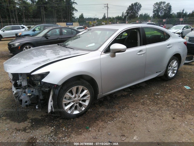 Photo 1 VIN: JTHBW1GG0D2029586 - LEXUS ES 300H 