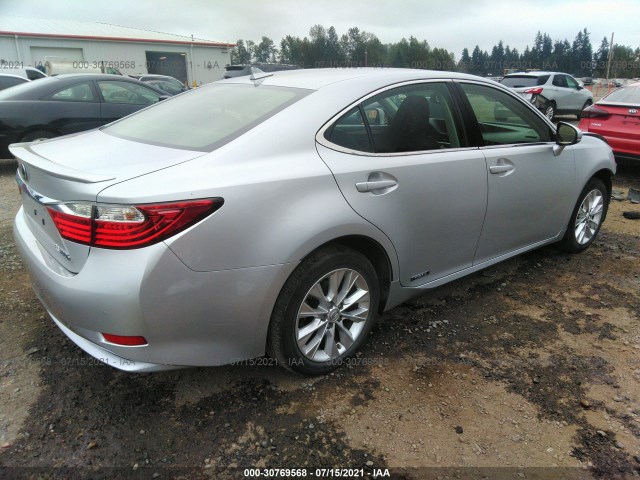 Photo 3 VIN: JTHBW1GG0D2029586 - LEXUS ES 300H 