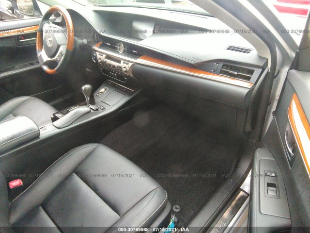 Photo 4 VIN: JTHBW1GG0D2029586 - LEXUS ES 300H 