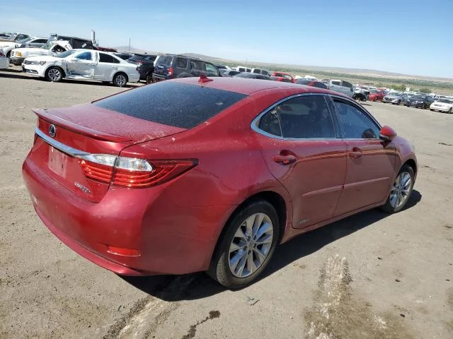 Photo 2 VIN: JTHBW1GG0E2075839 - LEXUS ES 300H 