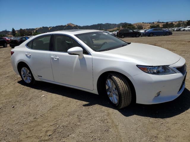 Photo 3 VIN: JTHBW1GG0F2093212 - LEXUS ES 300H 