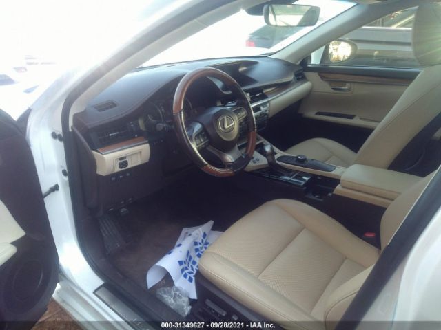 Photo 4 VIN: JTHBW1GG0G2115226 - LEXUS ES 300H 