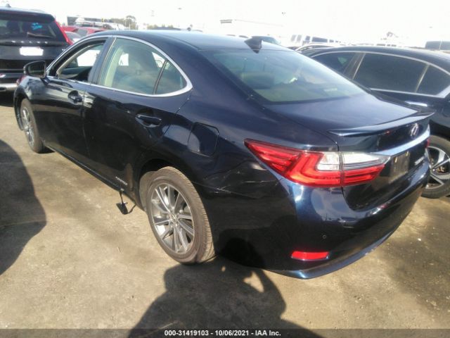 Photo 2 VIN: JTHBW1GG0H2153282 - LEXUS ES 300H 