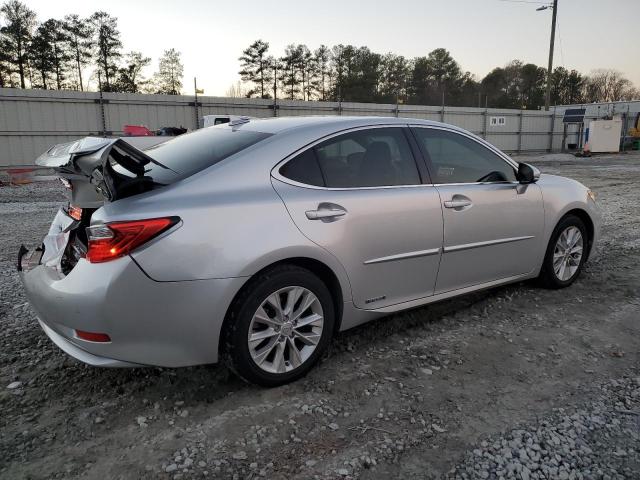 Photo 2 VIN: JTHBW1GG1D2005975 - LEXUS ES300 