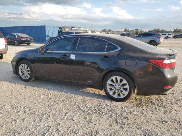 Photo 1 VIN: JTHBW1GG1F2077942 - LEXUS ES 300H 