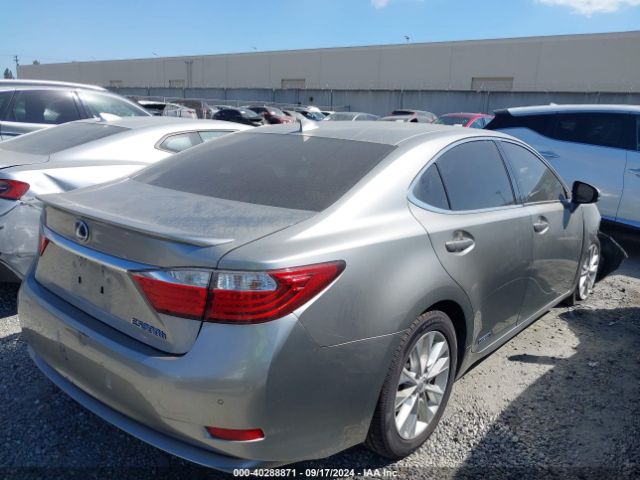 Photo 3 VIN: JTHBW1GG1F2096877 - LEXUS ES 