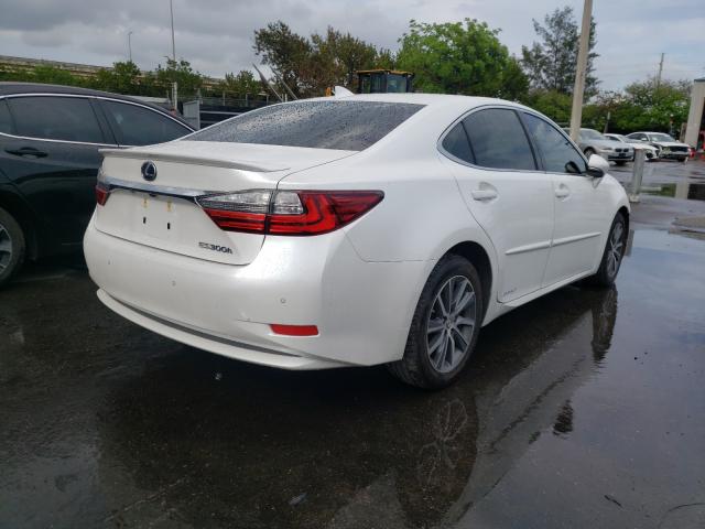 Photo 3 VIN: JTHBW1GG1H2136992 - LEXUS ES 300H 