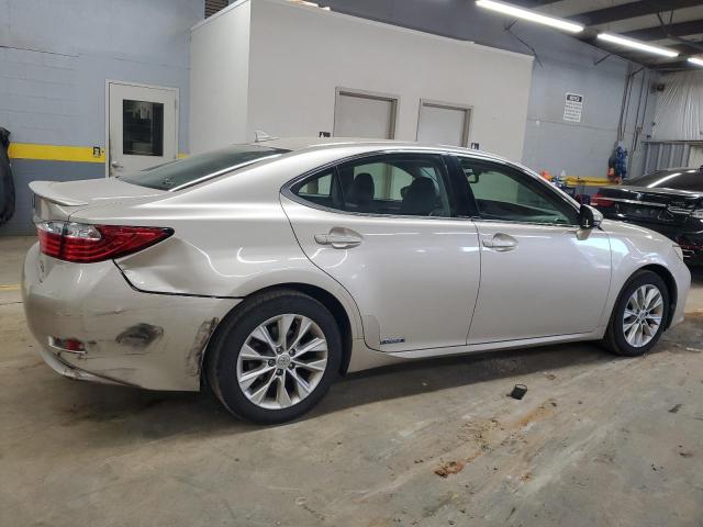 Photo 2 VIN: JTHBW1GG2D2002065 - LEXUS ES 300H 