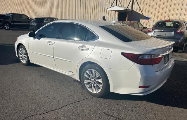 Photo 2 VIN: JTHBW1GG2D2013339 - LEXUS ES300 