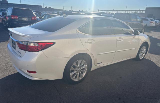 Photo 3 VIN: JTHBW1GG2D2013339 - LEXUS ES300 