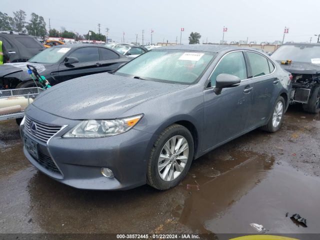 Photo 1 VIN: JTHBW1GG2D2018718 - LEXUS ES 300H 