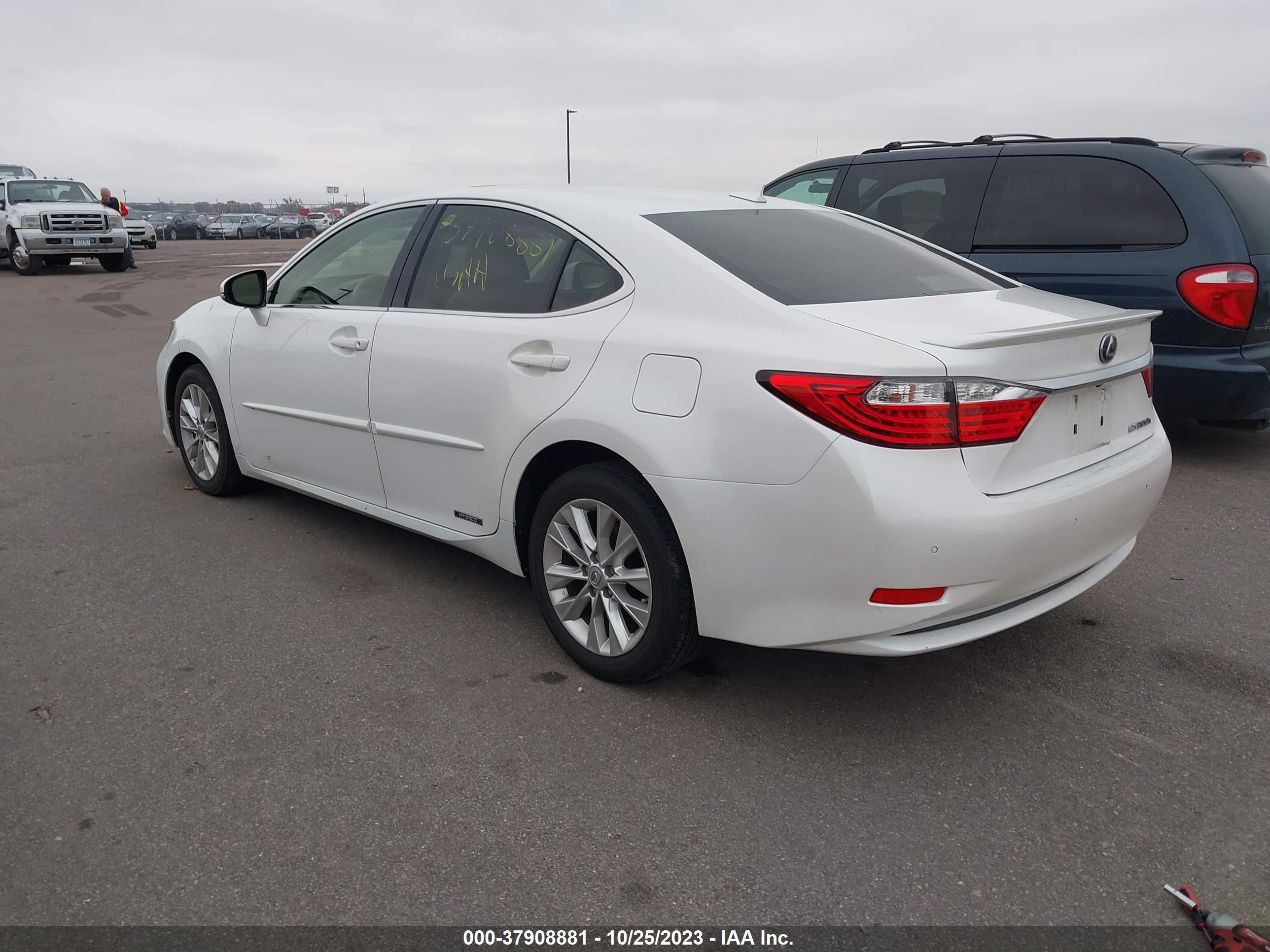 Photo 2 VIN: JTHBW1GG2D2028181 - LEXUS ES 