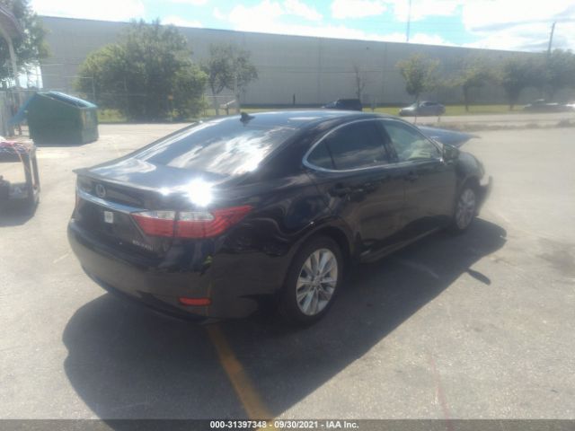 Photo 3 VIN: JTHBW1GG2D2028228 - LEXUS ES 300H 