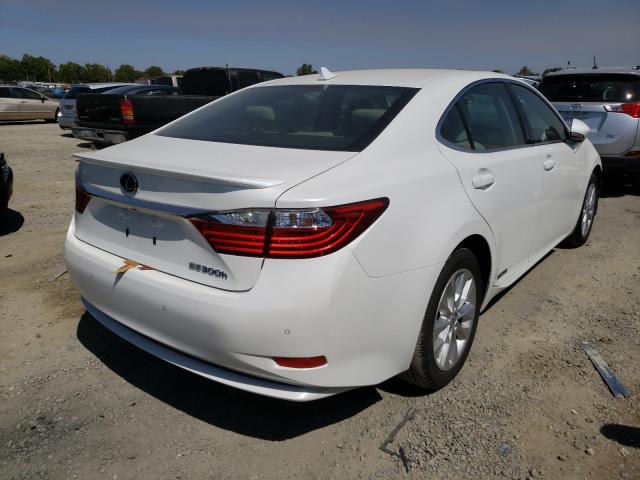 Photo 3 VIN: JTHBW1GG2E2075065 - LEXUS ES 300H 