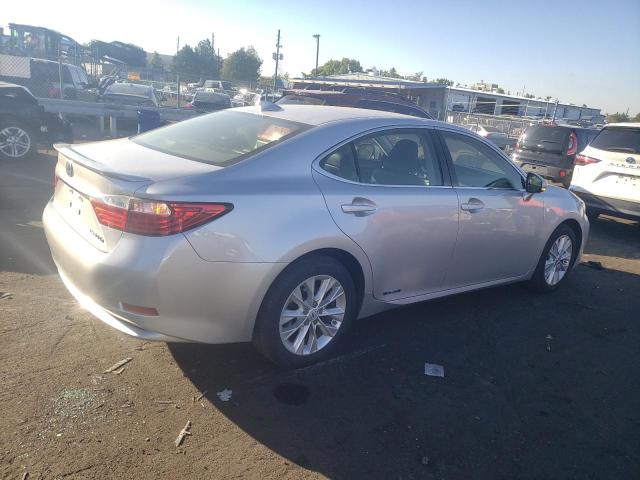 Photo 2 VIN: JTHBW1GG2F2076721 - LEXUS ES300 