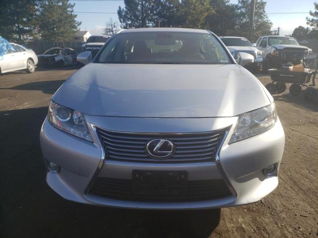 Photo 4 VIN: JTHBW1GG2F2076721 - LEXUS ES300 