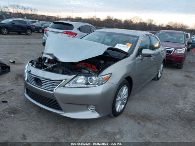 Photo 1 VIN: JTHBW1GG2F2079148 - LEXUS ES 