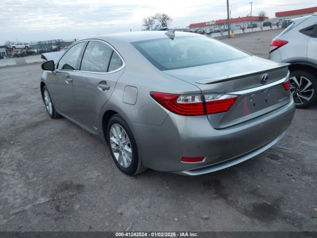 Photo 2 VIN: JTHBW1GG2F2079148 - LEXUS ES 